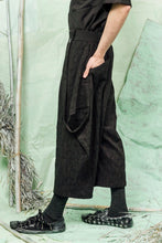 Load image into Gallery viewer, SL26 SHOSAI WRAP PANTS - OBSIDIAN JACQUARD