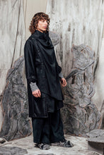 Load image into Gallery viewer, AW24 THORNE DRAPE TRENCH - OBSIDIAN CHENILLE