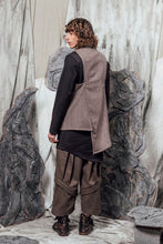 Load image into Gallery viewer, AW24 UZURI ZIP VEST - CEDAR HERRINGBONE