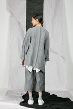 Load image into Gallery viewer, Crinkled Linen Women&#39;s Unisex Kimono Zip Jacket