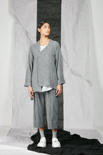 Load image into Gallery viewer, Crinkled Linen Women&#39;s Unisex Kimono Zip Jacket